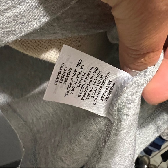 Off the shoulder top - Picture 4 of 4